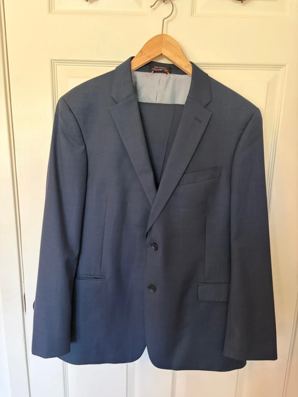 Tommy Hilfigure Men's Navy Blue Suit